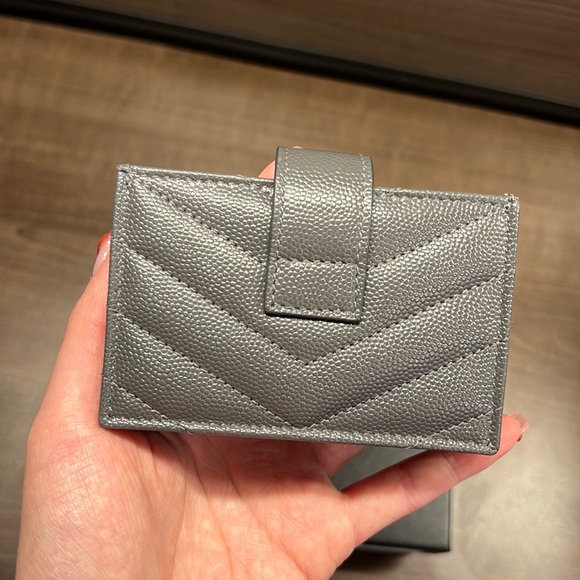 ✨SAINT LAURENT✨ Grey Monogramme Card Holder - Picture 2 of 13
